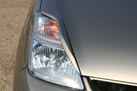 NHW20 PRIUS