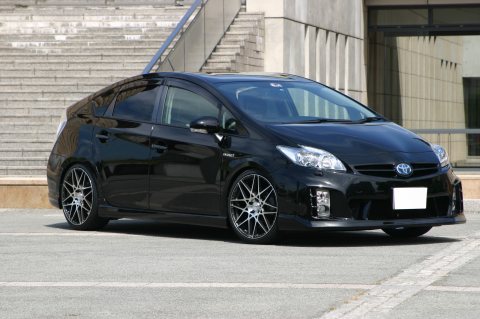 ZVW30 PRIUS【前期】
