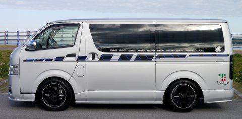 200系ハイエースWIDEBODY