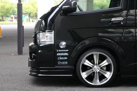 200系ハイエースWIDEBODY