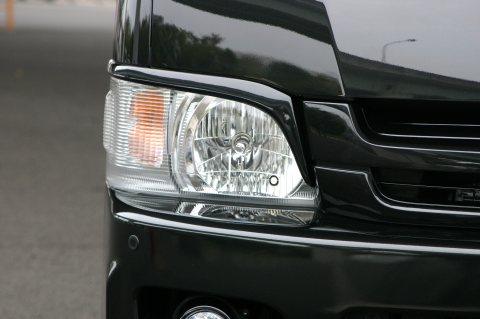 200系ハイエースWIDEBODY