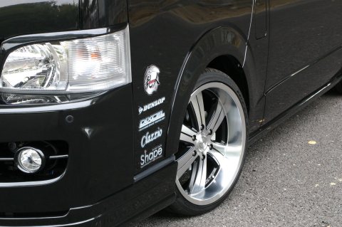 200系ハイエースWIDEBODY