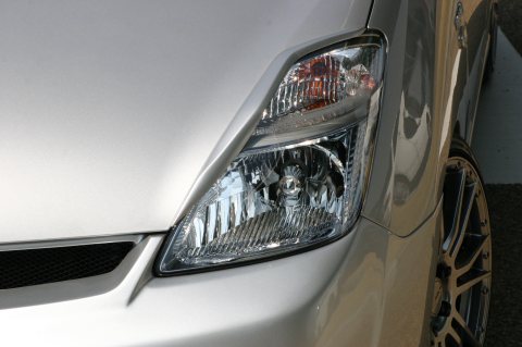 NHW20 PRIUS